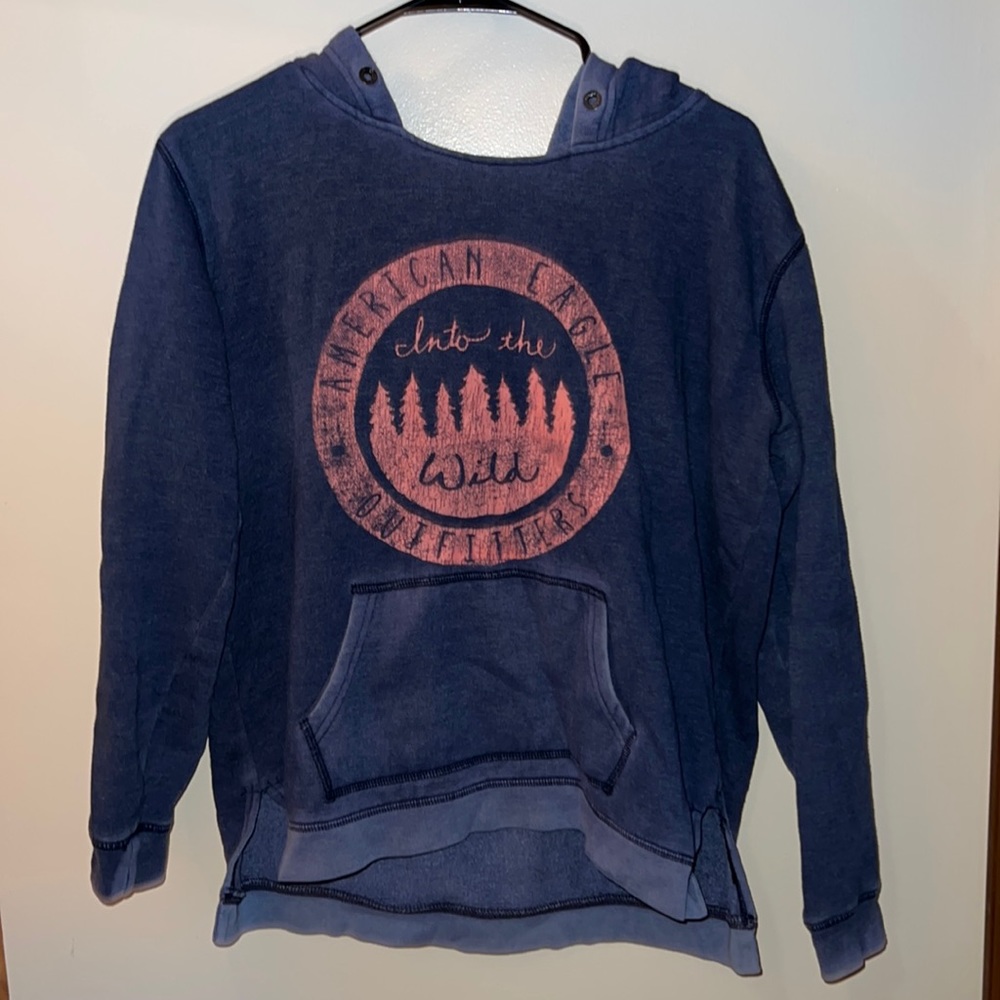 American Eagle Outfitters Into The Wild Hoodie Medium